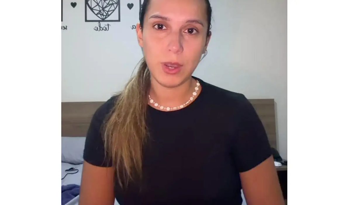 © Reprodução/@AgostinaPáez via Instagram